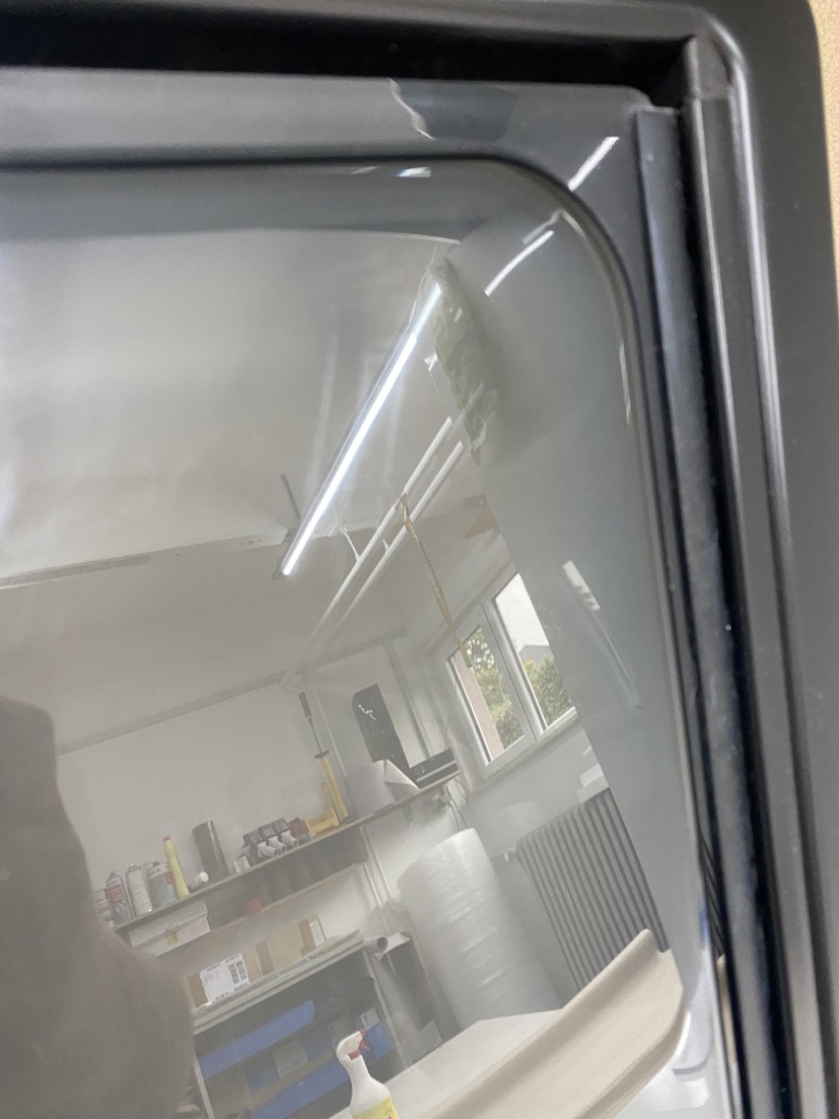 Dometic Ausstellfenster 350x500mm 43R-0001754 – Bild 6