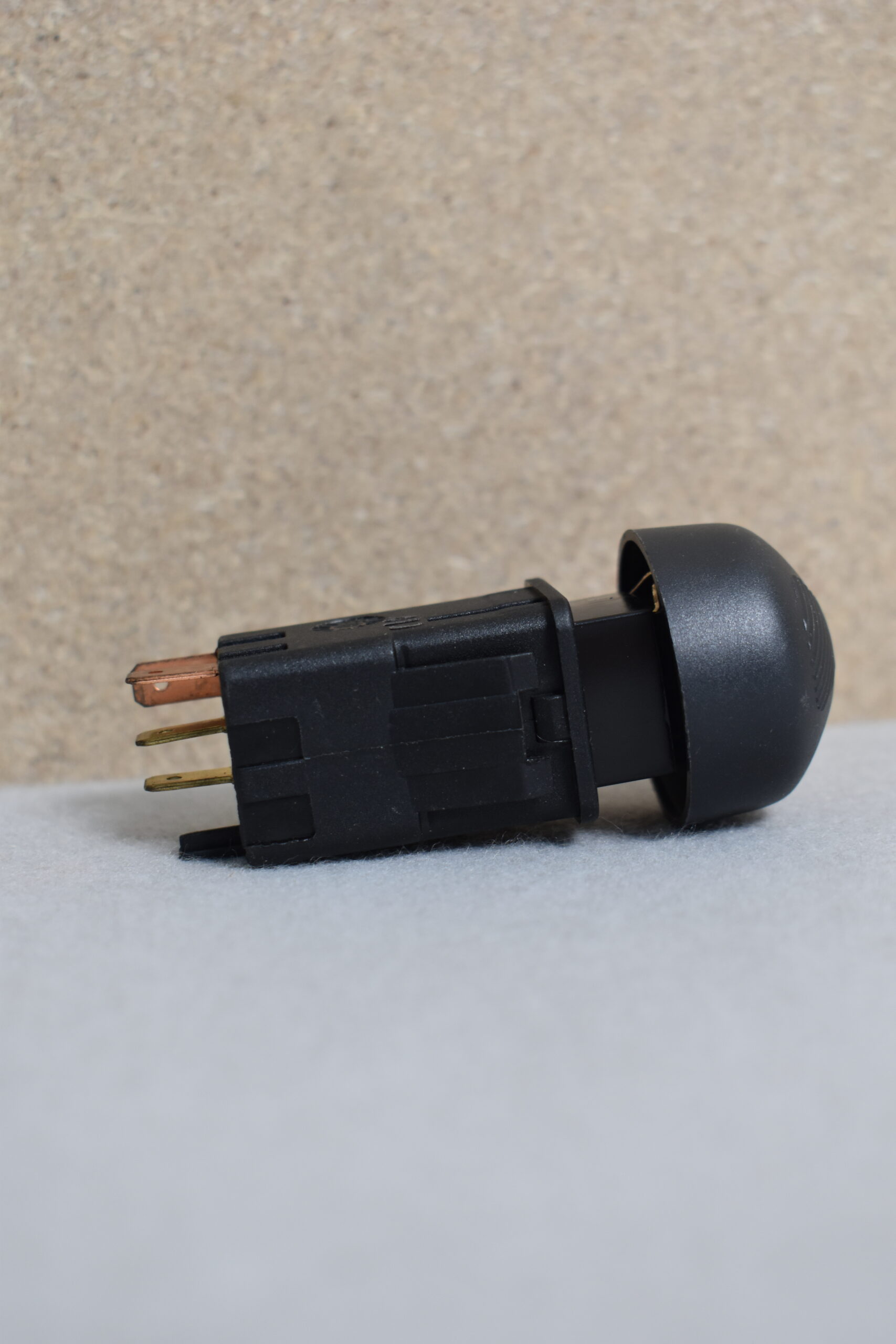 Lancia Schalter Fahrerhausleuchte 0881377