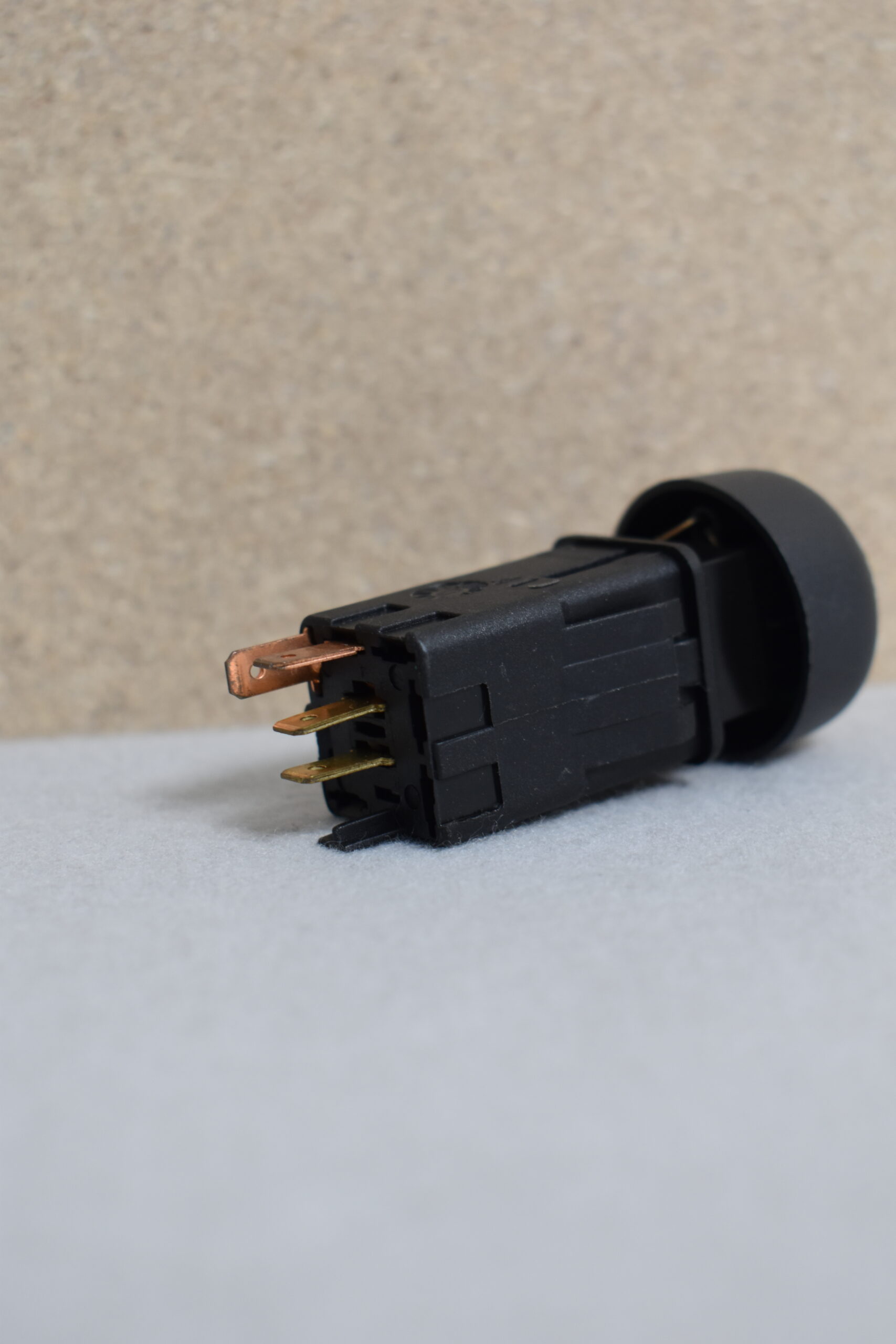 Lancia Schalter Fahrerhausleuchte 0881377