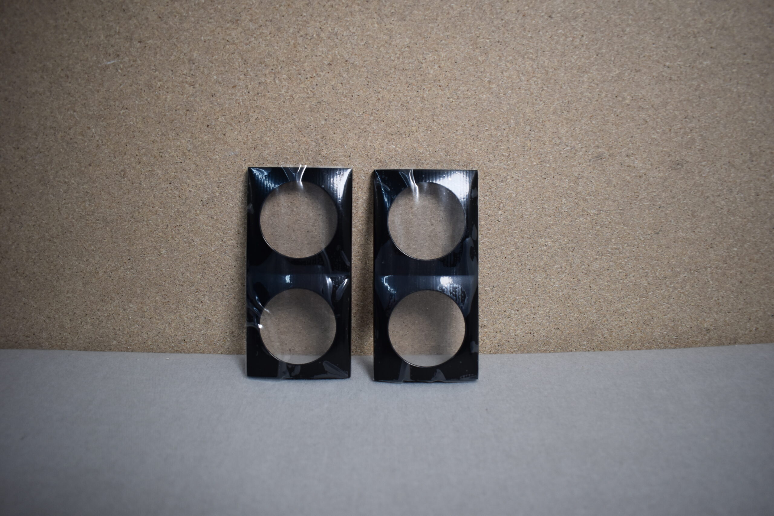 Berker Integro Flow Schalter Abdeckung Rahmen 2fach schwarz glänzend