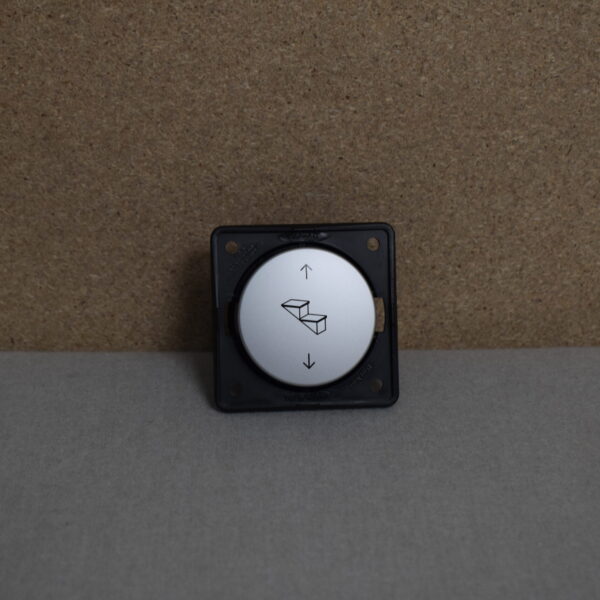 Berker Wippschalter Trittstufe silber matt