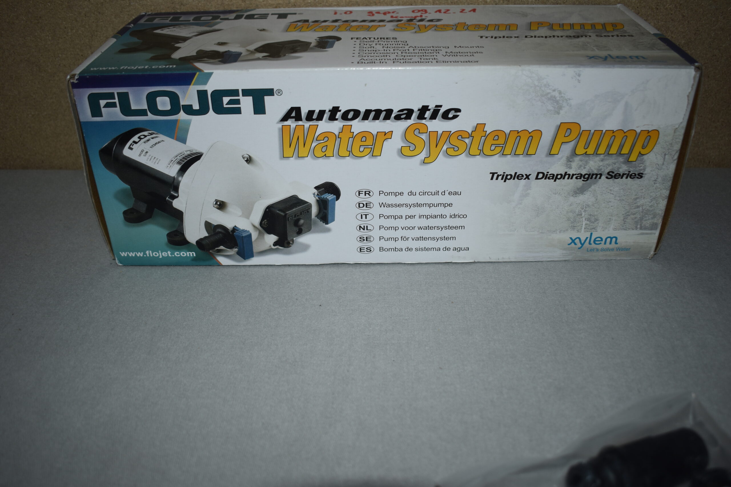 Flojet Wasserpumpe mit Adapter Model: R3426501