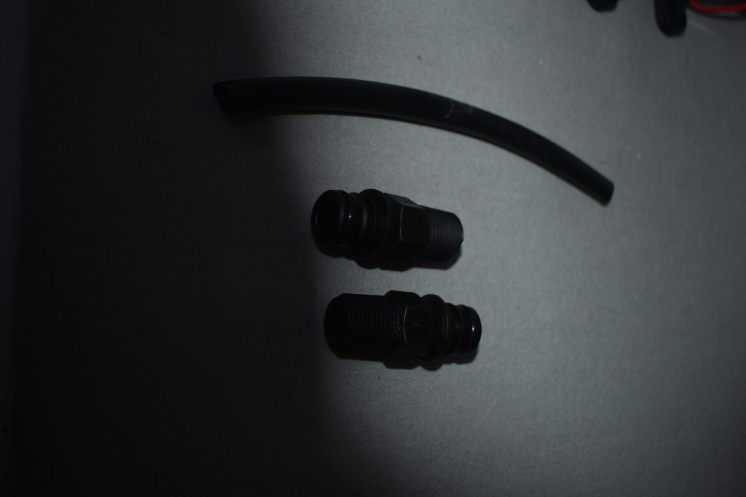 Flojet Wasserpumpe mit Adapter und Anleitung Model: R3426501