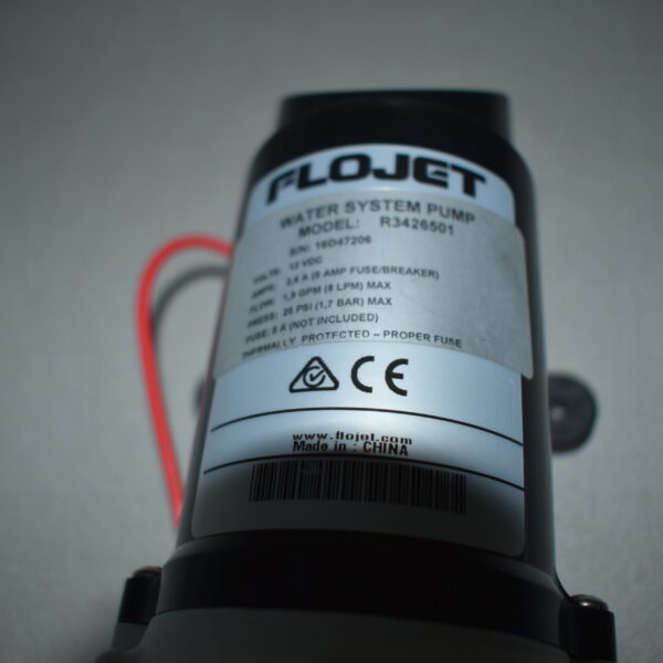 Flojet Wasserpumpe mit Adapter und Anleitung Model: R3426501