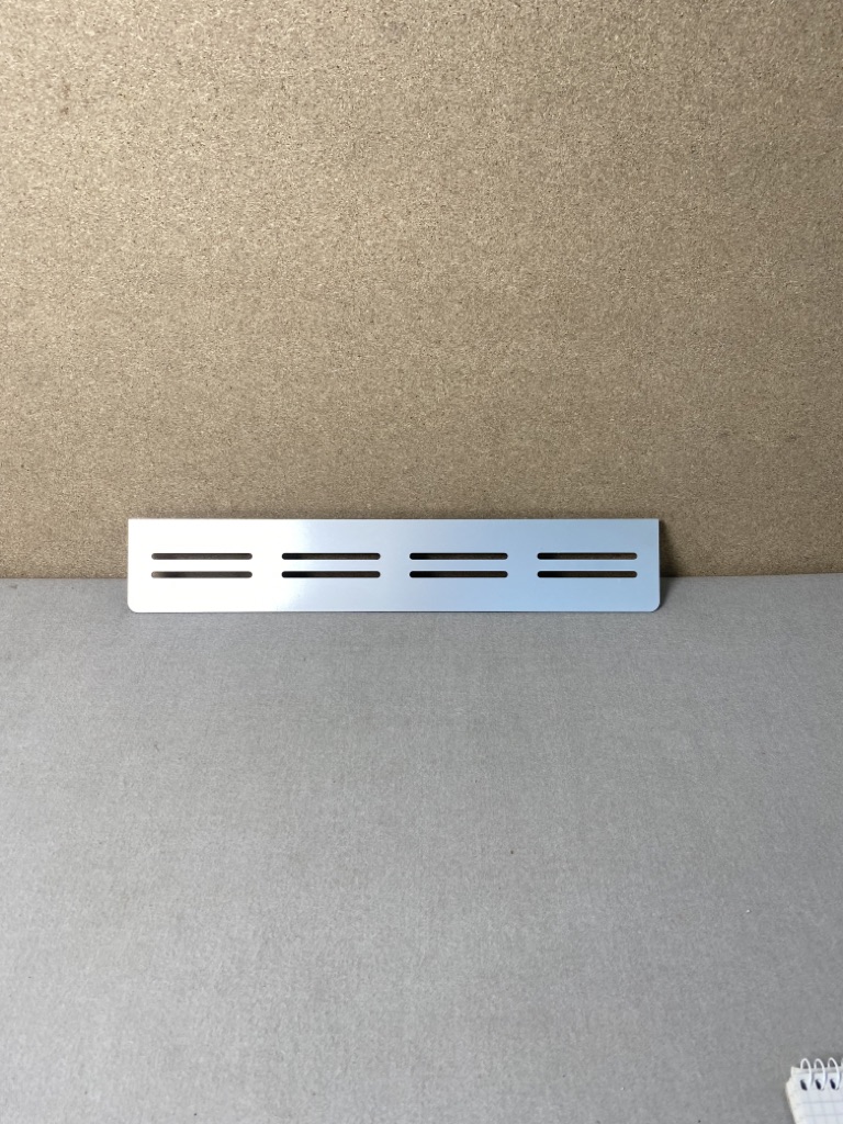 Belüftungsgitter silber 40 x 7cm