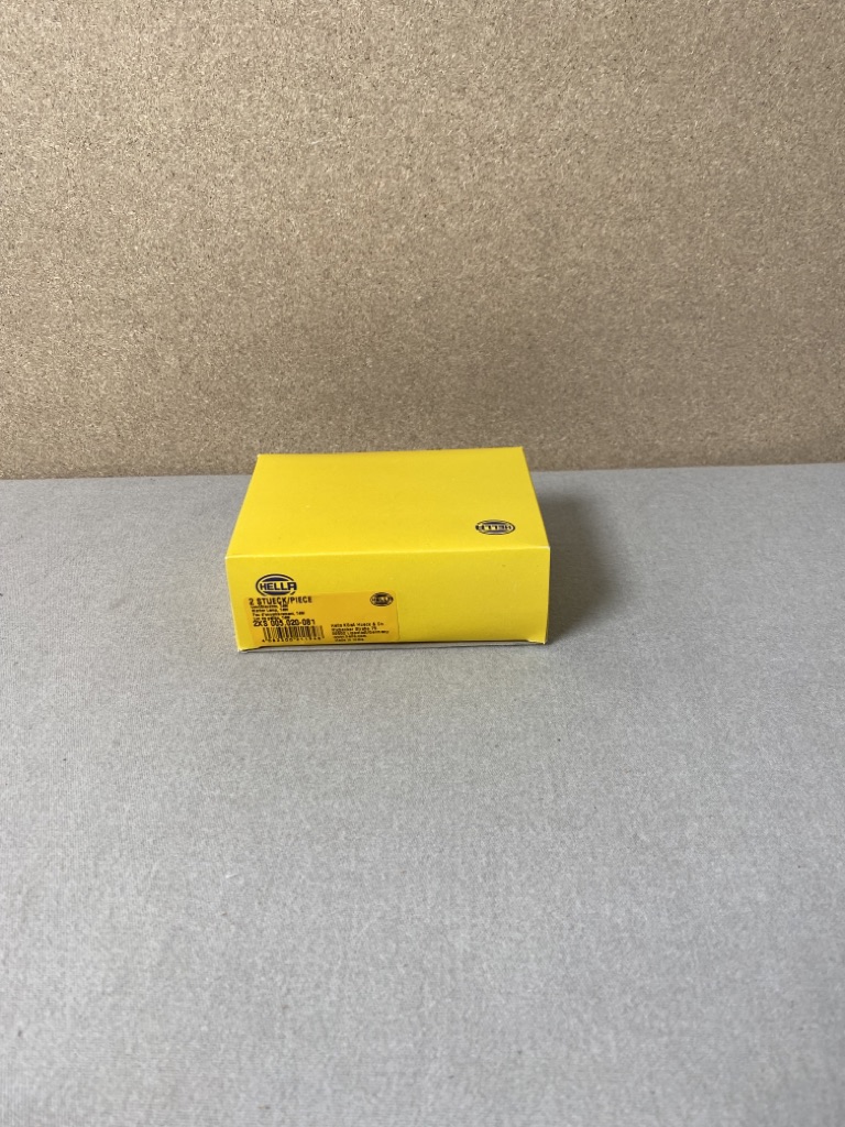 HELLA Umrissleuchte seitlicher Anbau 2XS 005 020-081 2 Stück