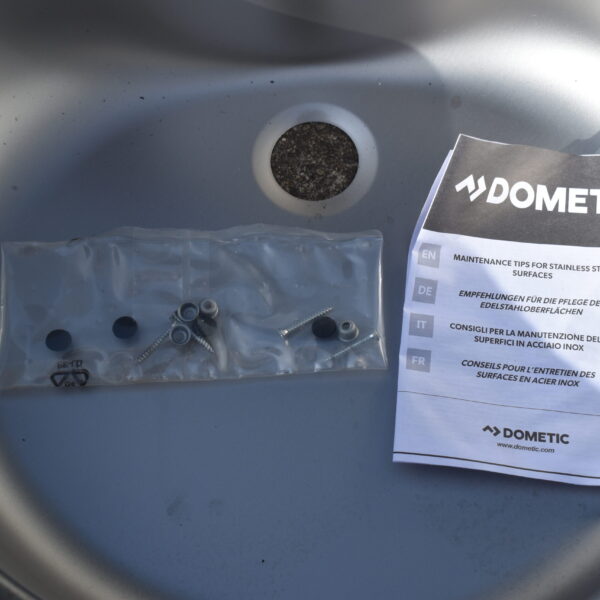 Dometic Spülbecken aus Edelstahl mit Glasdeckel Durchmesser ca. 42 cm