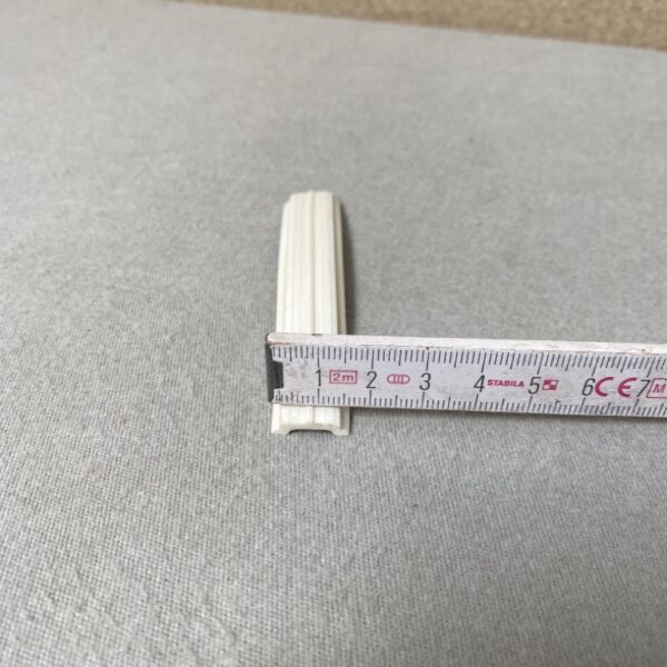 Leistenfüller für Wohnwagen / Wohnmobil 16mm weiß 5m