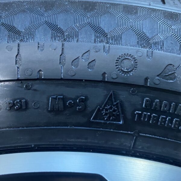 2 x Continental 255/55 R18CP M+S Reifen Komplettrad mit Alufelge Niesmann + Bischoff