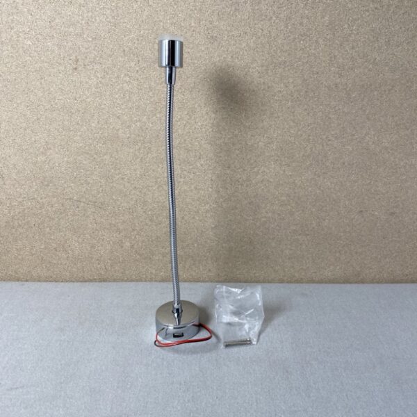 Schwanenhalslampe / Leselampe LED mit USB-Anschluss 28cm Chrome 12 V