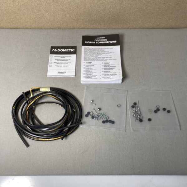 Dometic PI/7123 Kocher-Spülenkombination 3-flammig