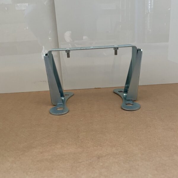 Halter für Radkappe Iveco Daily ab 2007 hinten, 16 Zoll, gebraucht