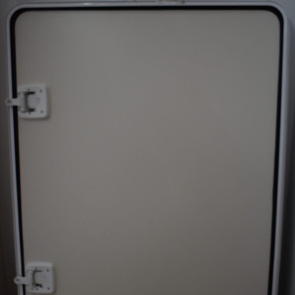 Serviceklappe weiß, 950 x 1200 mm, RAL 9010 Alu pulverbeschichtet