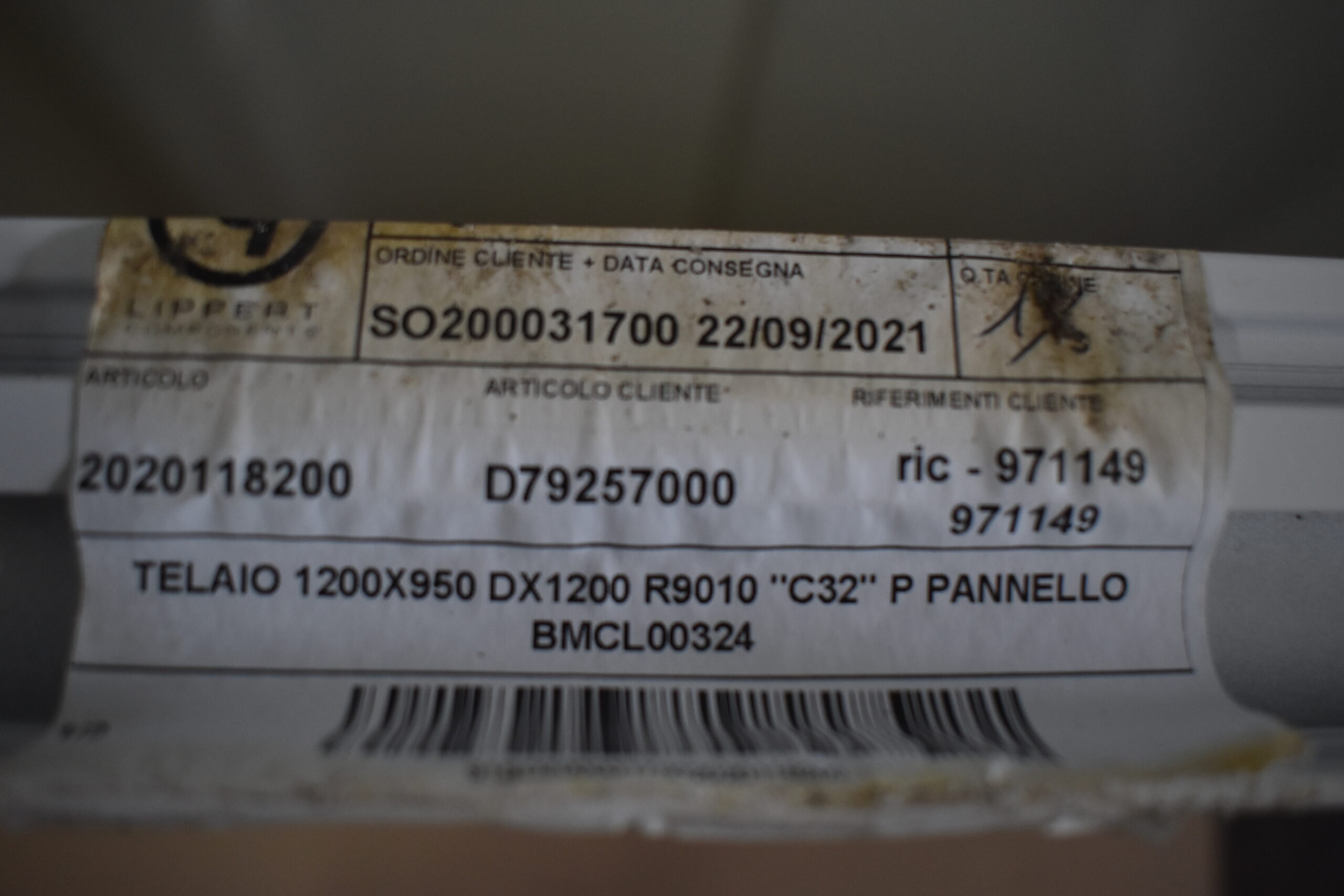 Serviceklappe weiß, 950 x 1200 mm, RAL 9010 Alu pulverbeschichtet