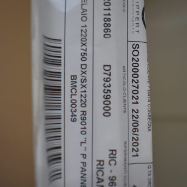 Serviceklappe weiß, 750 x 1220 mm, für Wohnmobil RAL 9010