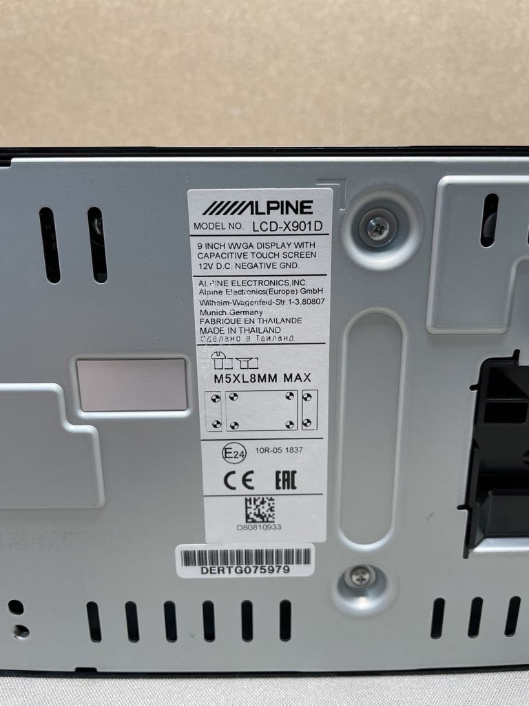 Alpine Monitor LCD-X901D, für Rückfahrkamera