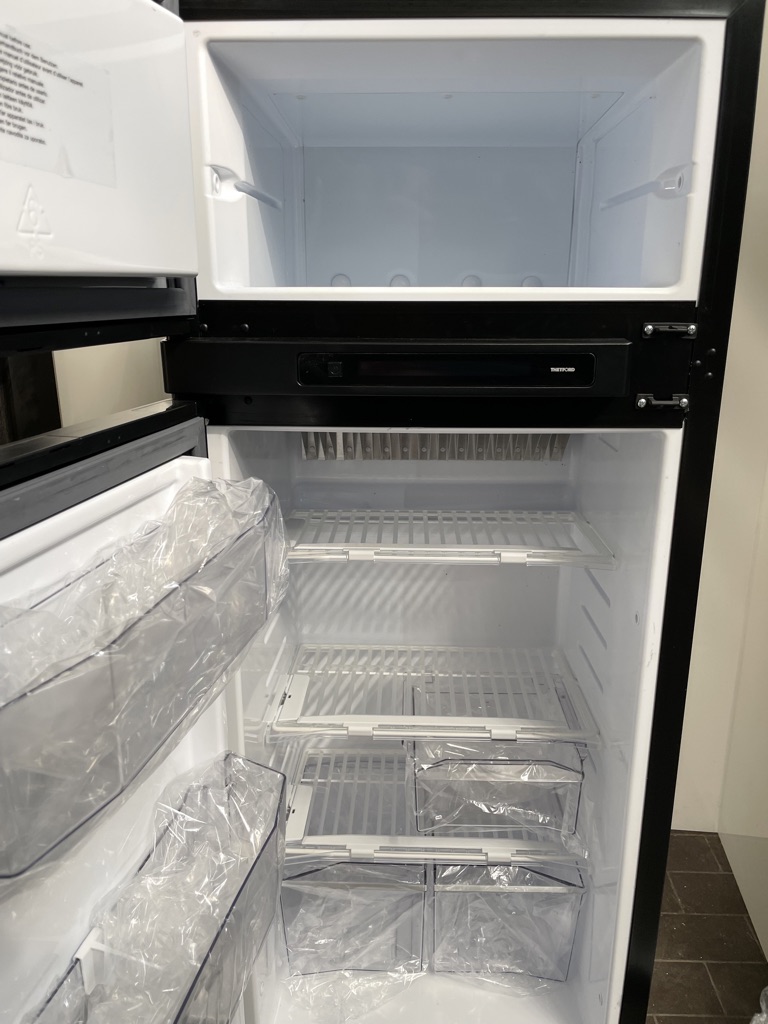 THETFORD Kühlschrank mit Gefrierfach, Model No: REFR N4170A, schwarz, neu – Bild 3