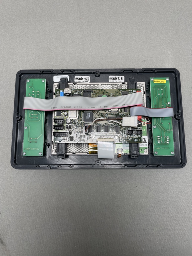 CBE PC750-HY, elektronisches Equipment – Bild 3