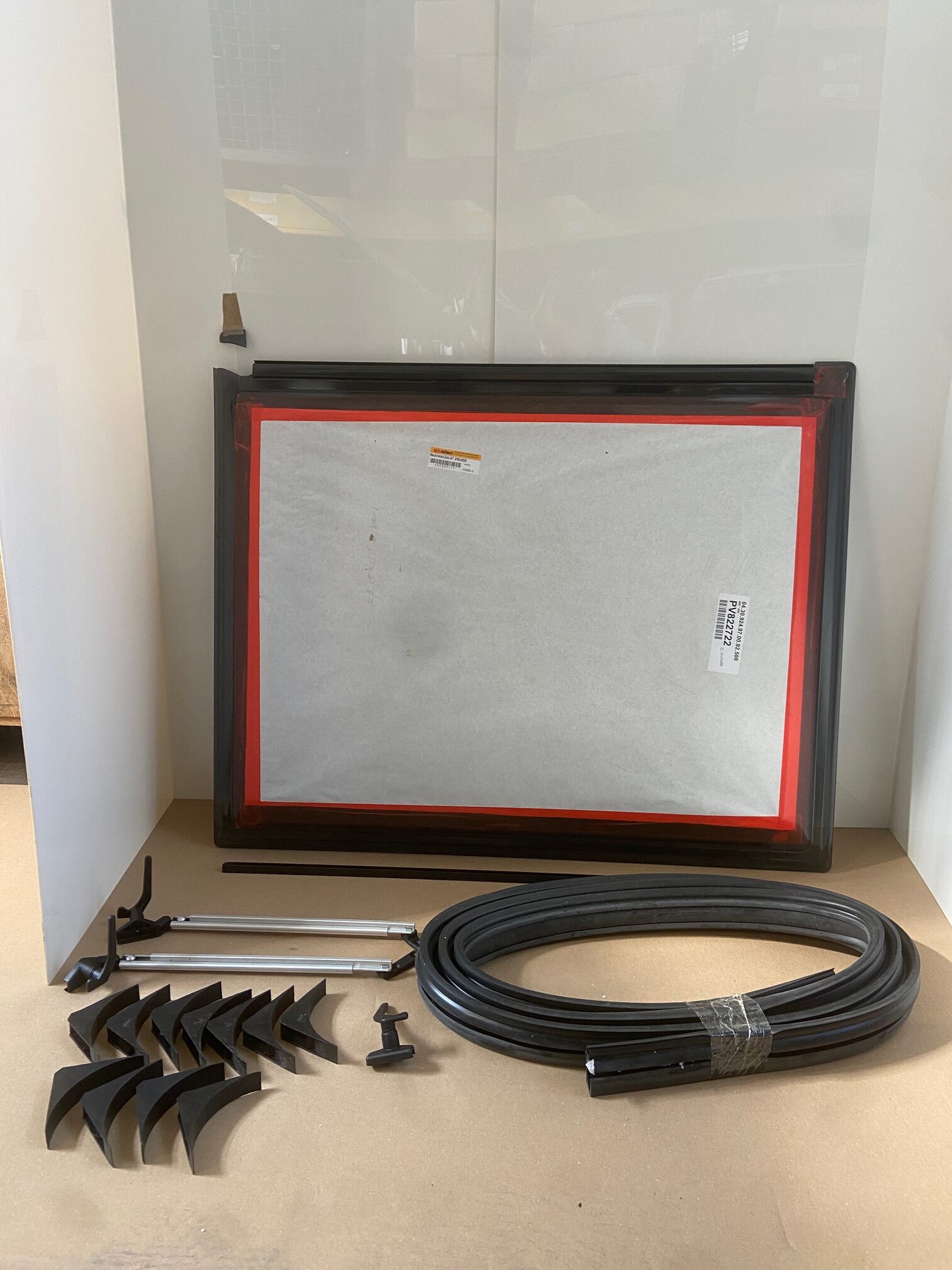 Ausstellfenster , Peugeot Expert ab Bj. 07/06, Citroen Jumper, für Fiat Ducato 816 x 650 mm