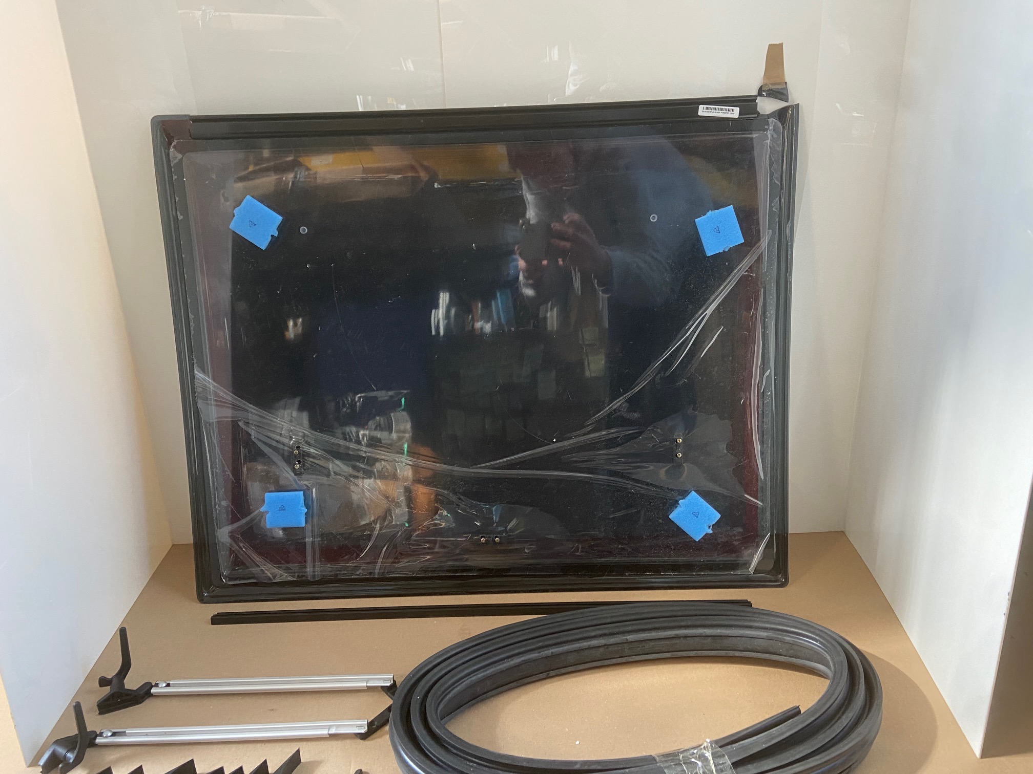 Ausstellfenster , Peugeot Expert ab Bj. 07/06, Citroen Jumper, für Fiat Ducato 816 x 650 mm