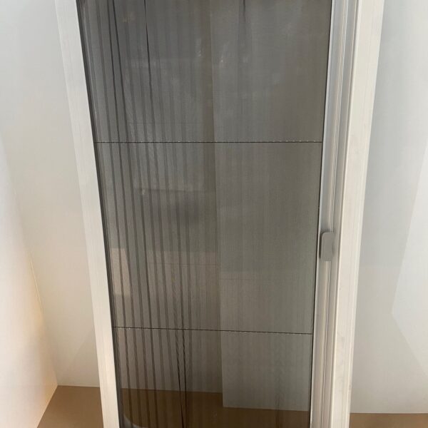 Fliegenschutz und Verdunklung, Remis, 530 x 105 mm