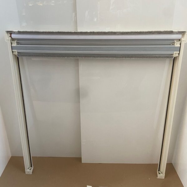 Rollo mit Verdunklung und Fliegenschutz, 800 x 800 mm