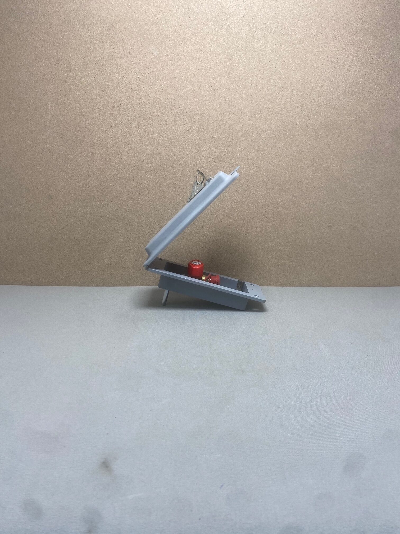 Gas -Versorgungsklappe von Reich, 160 x 70cm