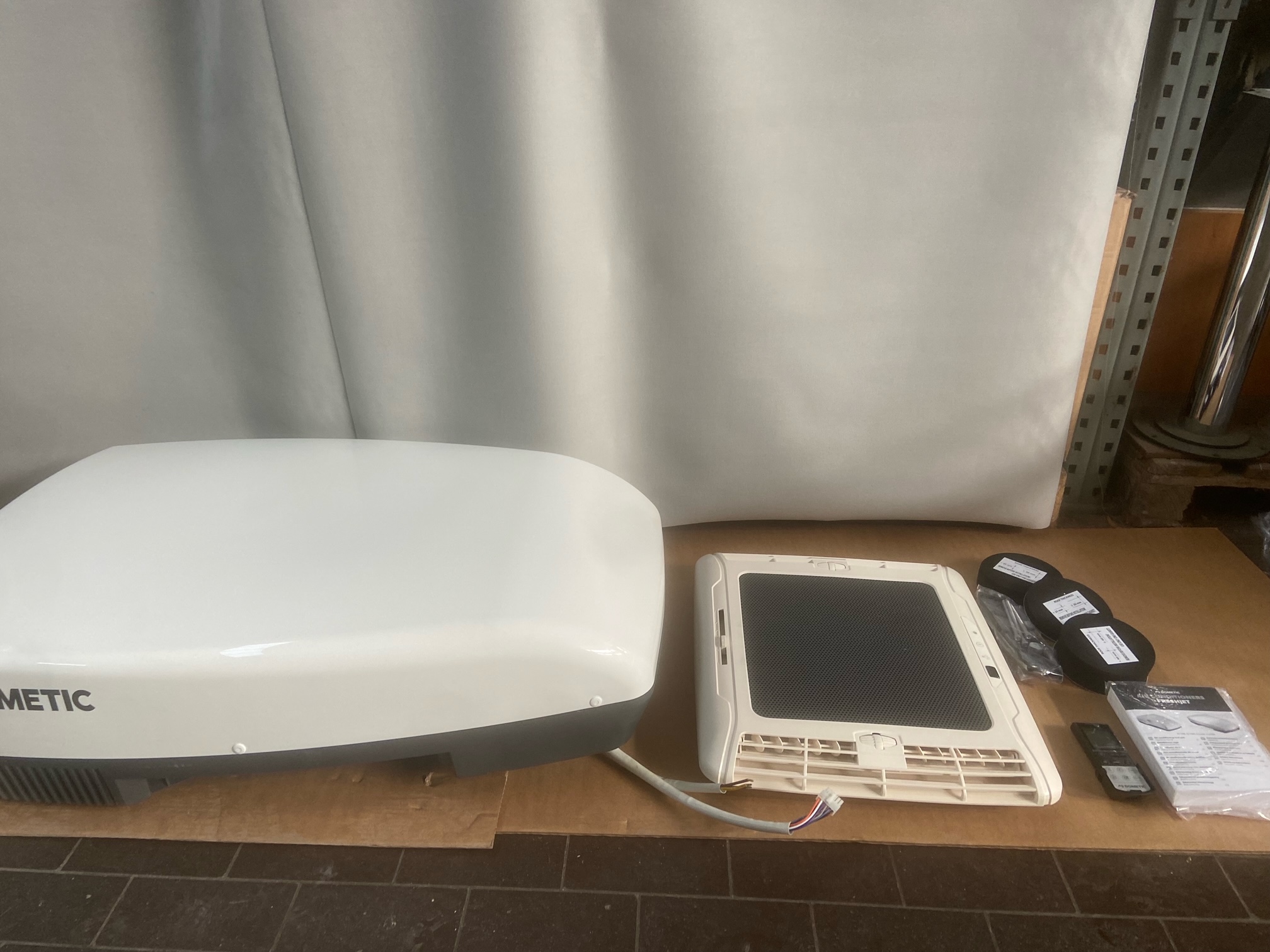 Klimaanlage Fresh Jet FJ-2700, Dometic für Wohnmobil