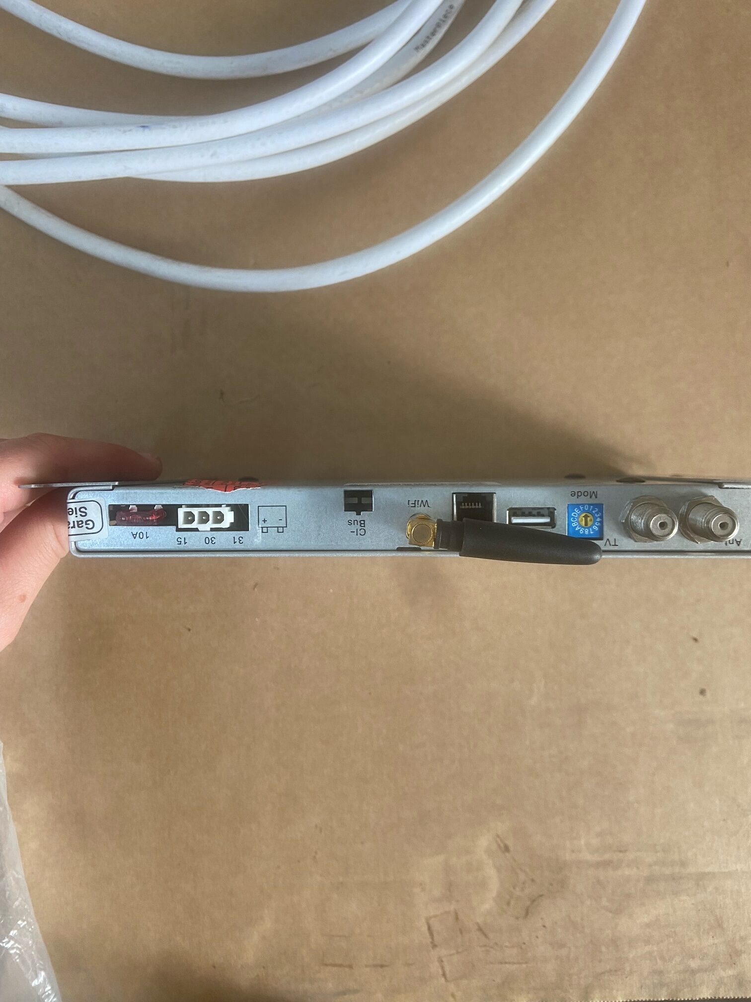 Satellitenschüssel Oyster Cytrac twin x, Niesmann & Bischoff