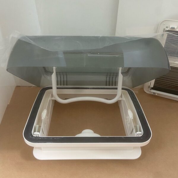 Mini Heki Haube, Dometic, 400 x 380 mm