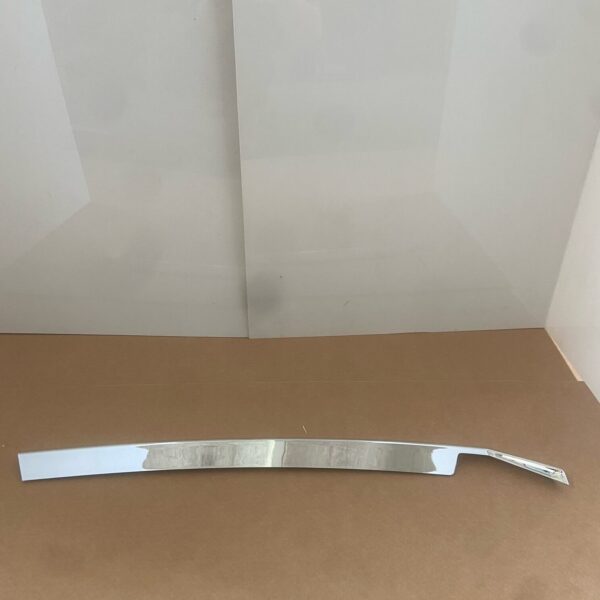 Chromblende für Kühlergrill, Teilstück rechts, Niesmann & Bischoff