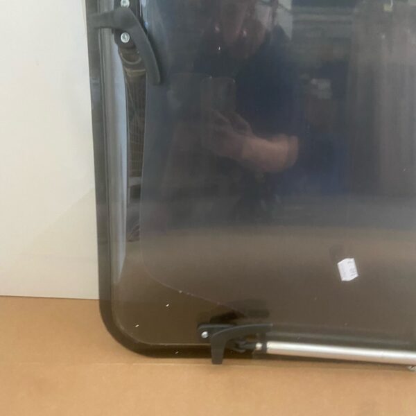 Dometic Scheibe für Wohnmobil, 750 x 465 mm