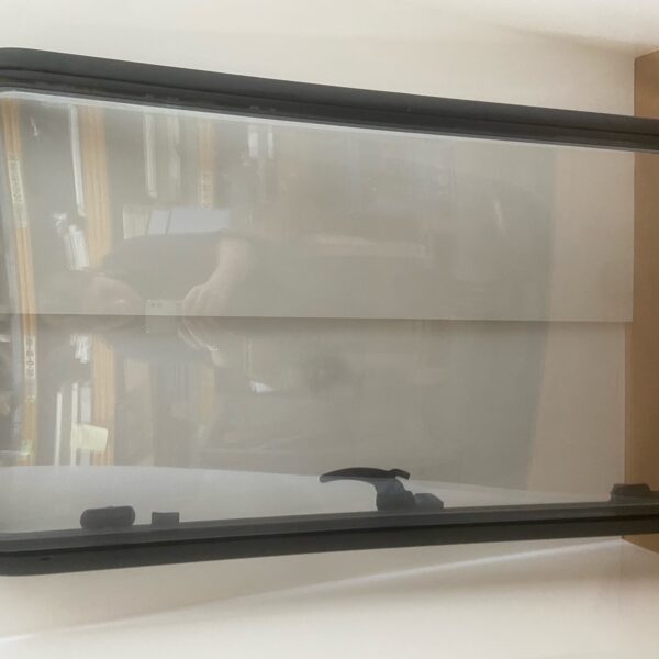 Ausstellfenster von Dometic für Wohnmobil, 104 x 54 cm