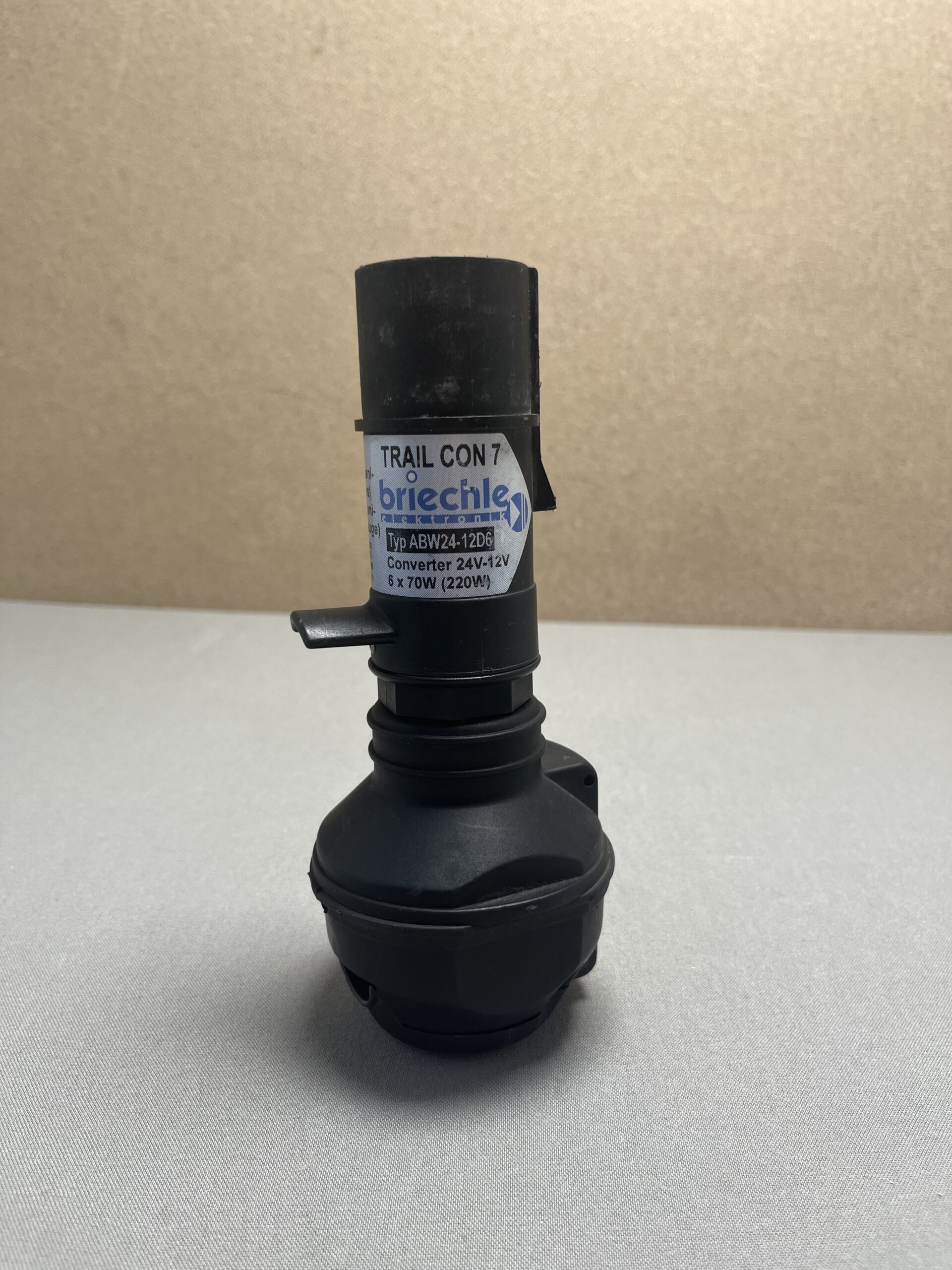 Briechle Elektronik Stecker Anhänger Trail Con 7-polig von 24 auf 12 Volt