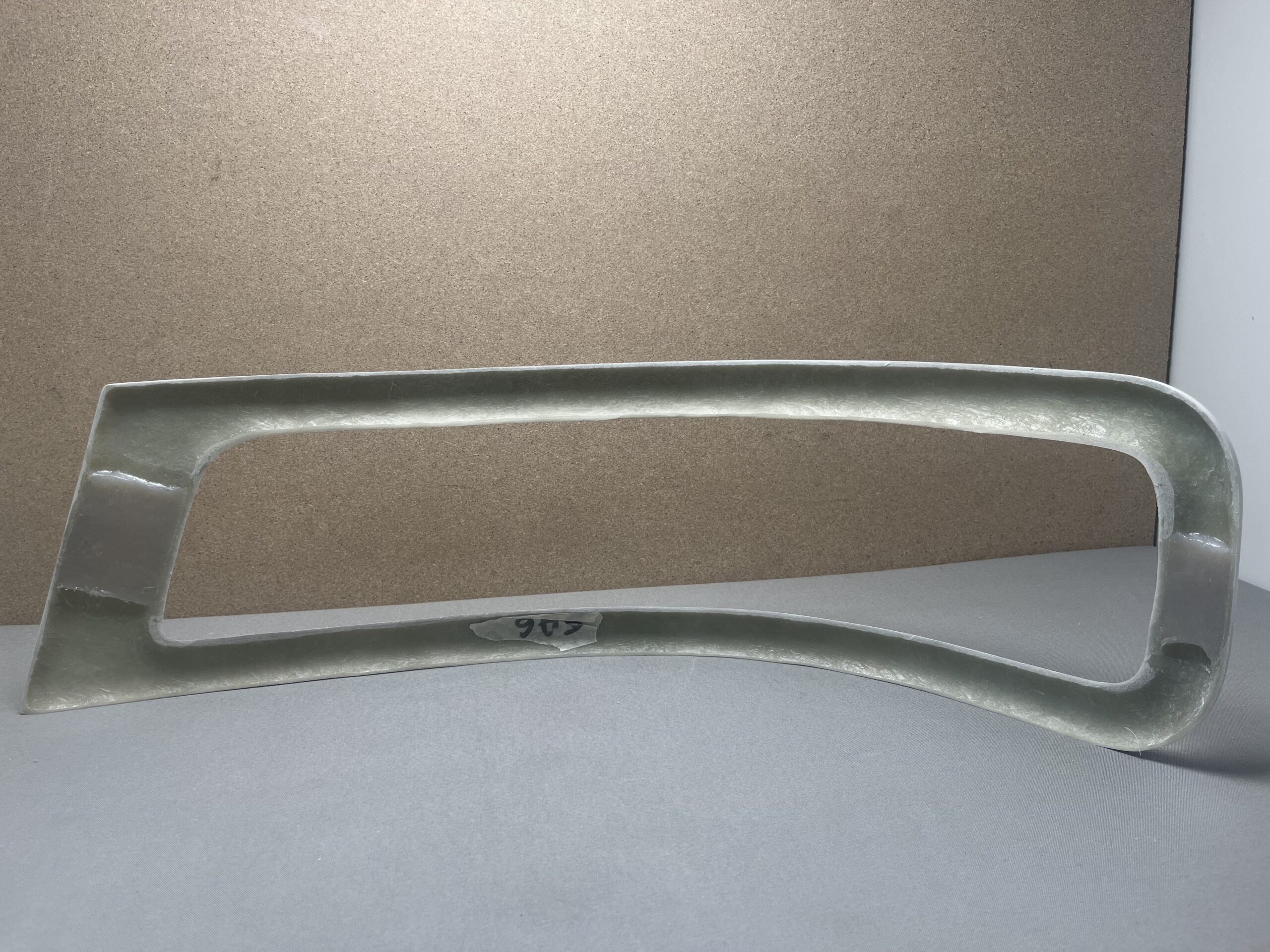 Niesmann & Bischoff Scheinwerferrahmen Flair 1 rechts hell grundiert