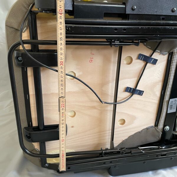 Aguti Automotiv GIS Liner, Beifahrersitz