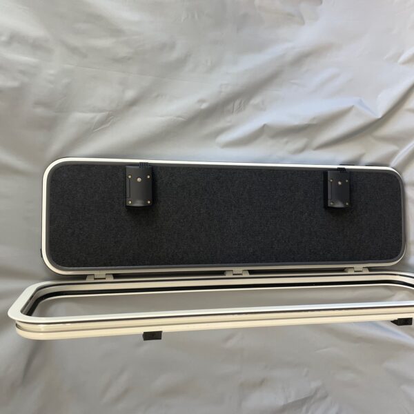 Serviceklappe / Ausstellklappe, Ausschnittsmaß ca. 37 x 120 cm Alu pulverbeschichtet