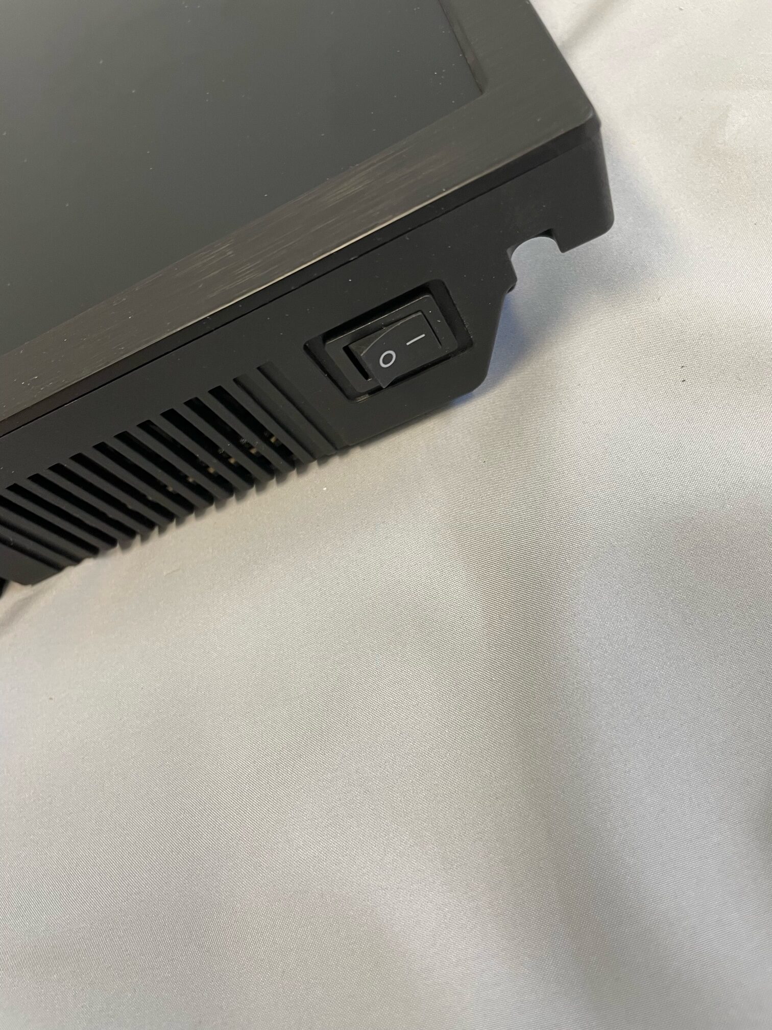 Alphatronic R- Line Tv, ca. 46,3 x 30,5 x 4,4 cm