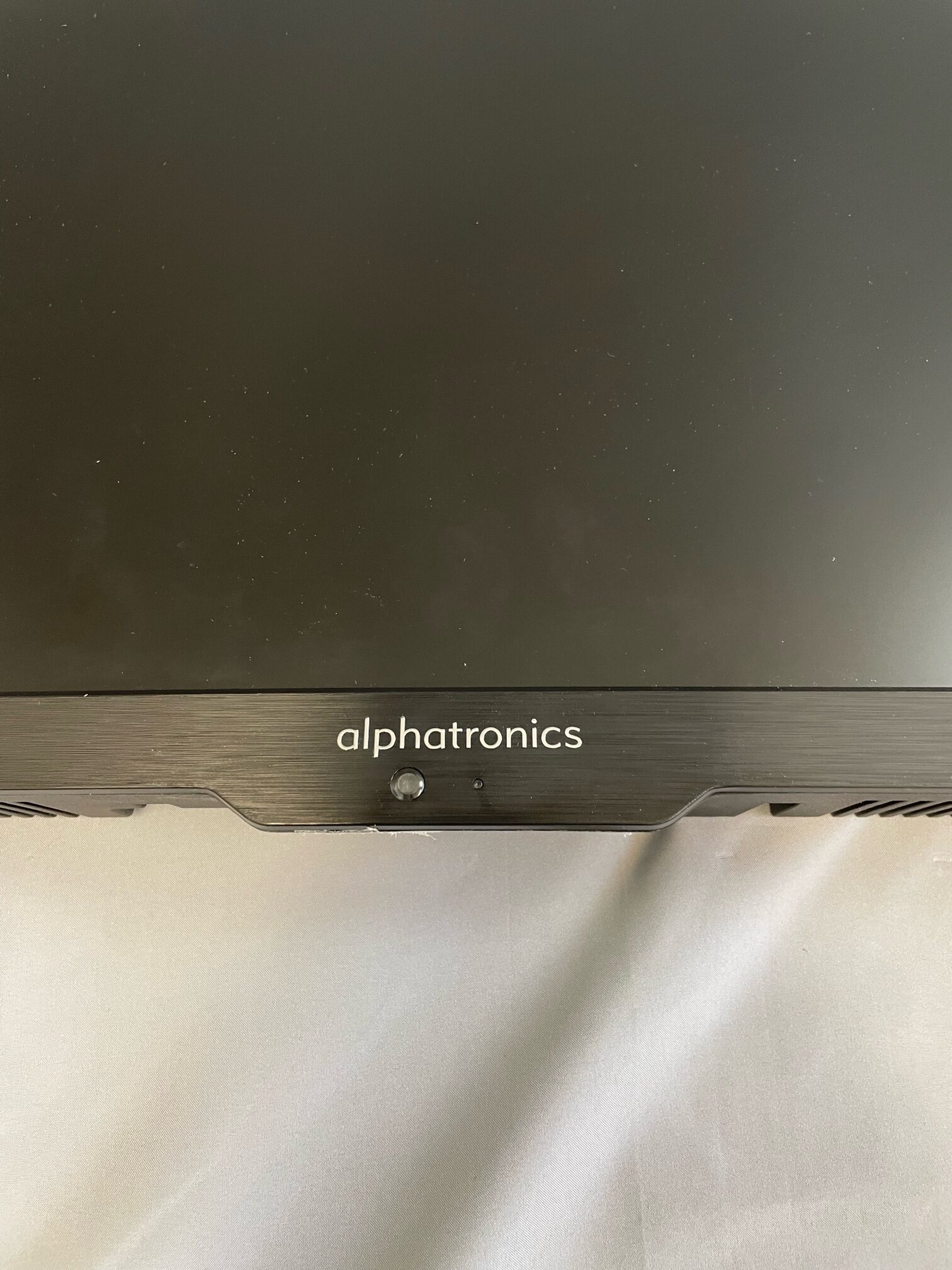 Alphatronic R- Line Tv, ca. 46,3 x 30,5 x 4,4 cm