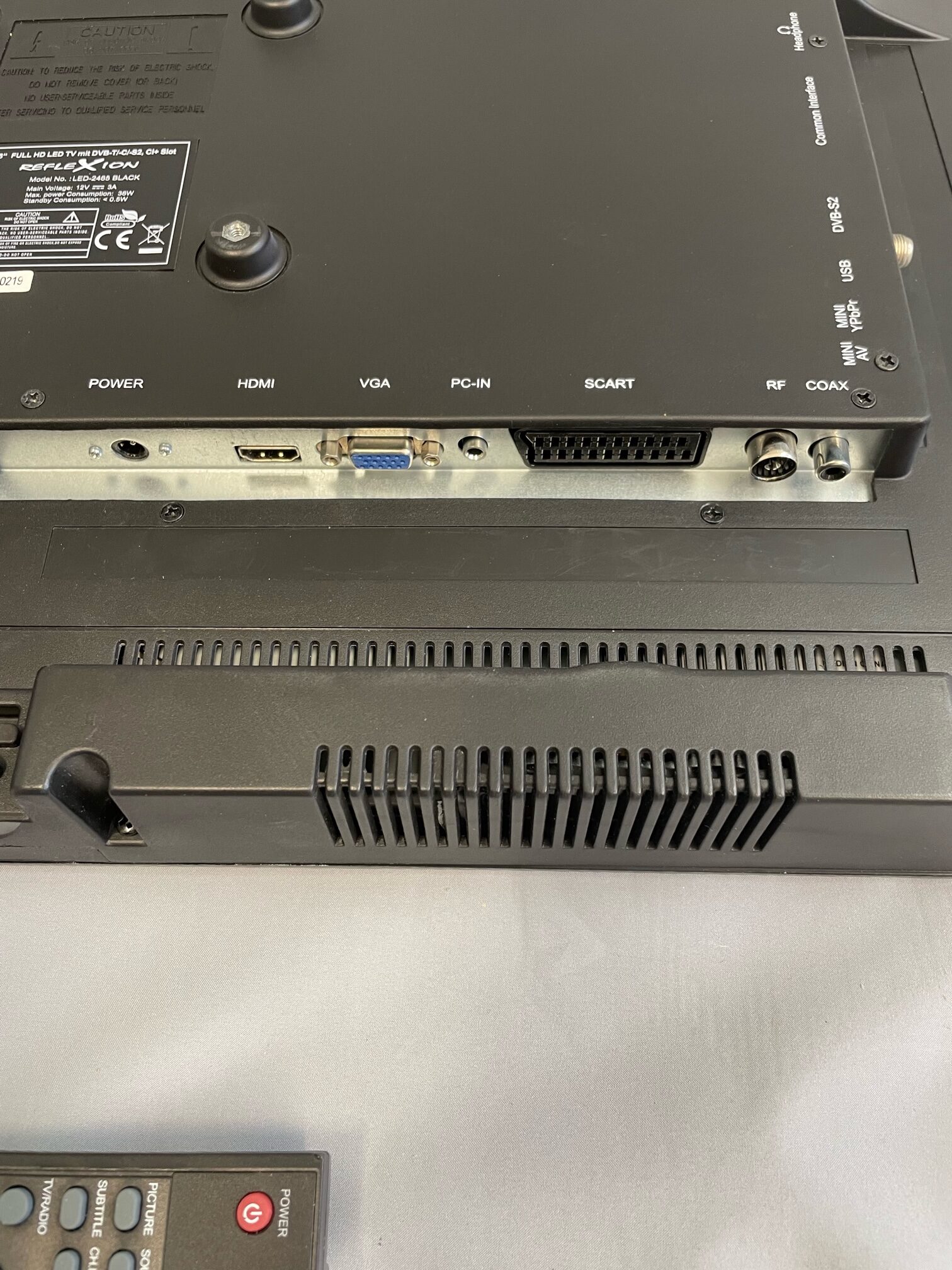 Caratec Vision CAV 220X-DB, 55cm 24´´ LED TV