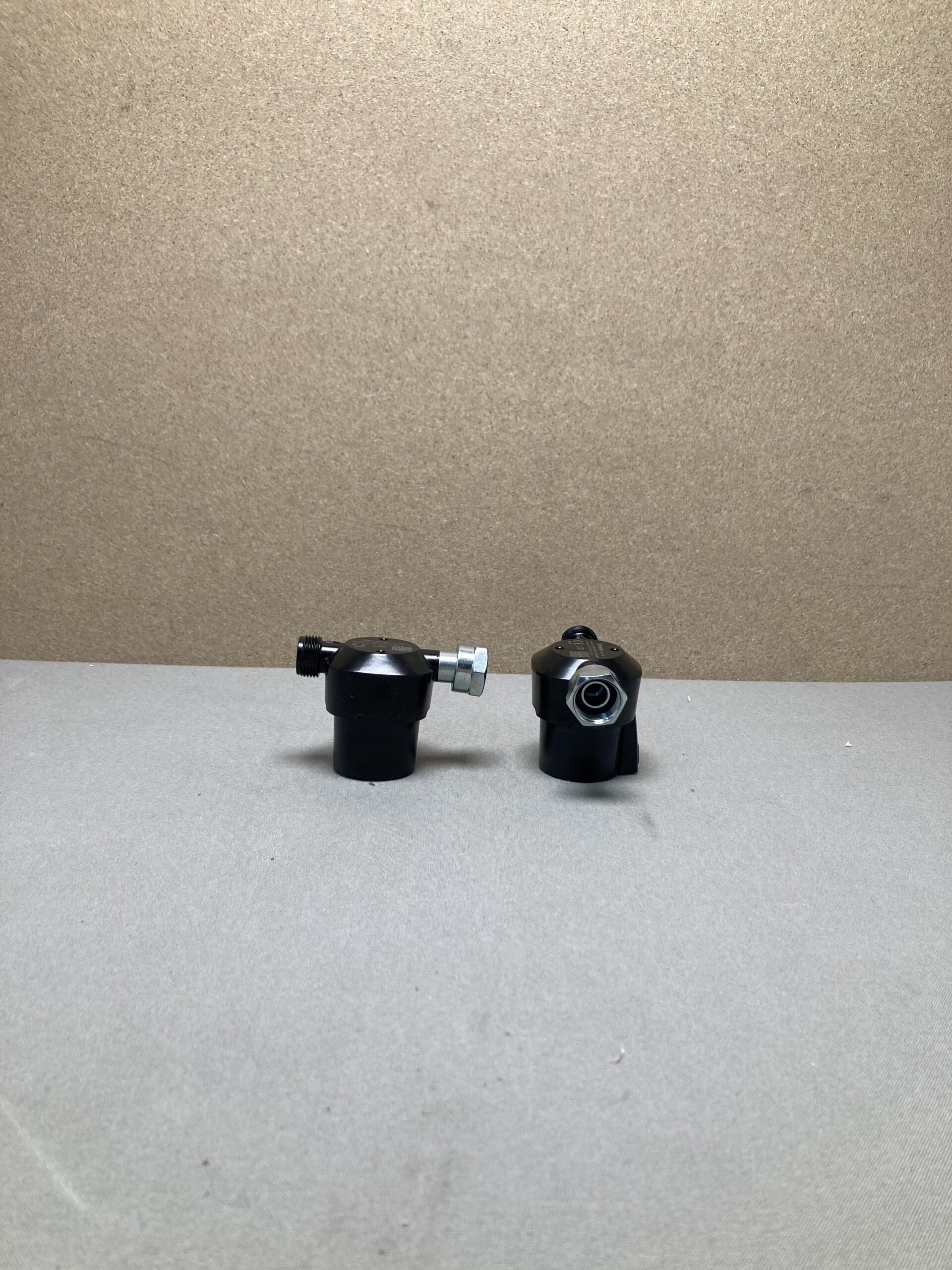 Truma Gasfilter 2 Stück inkl. Filterpads Art.-Nr.: 303/619 neu