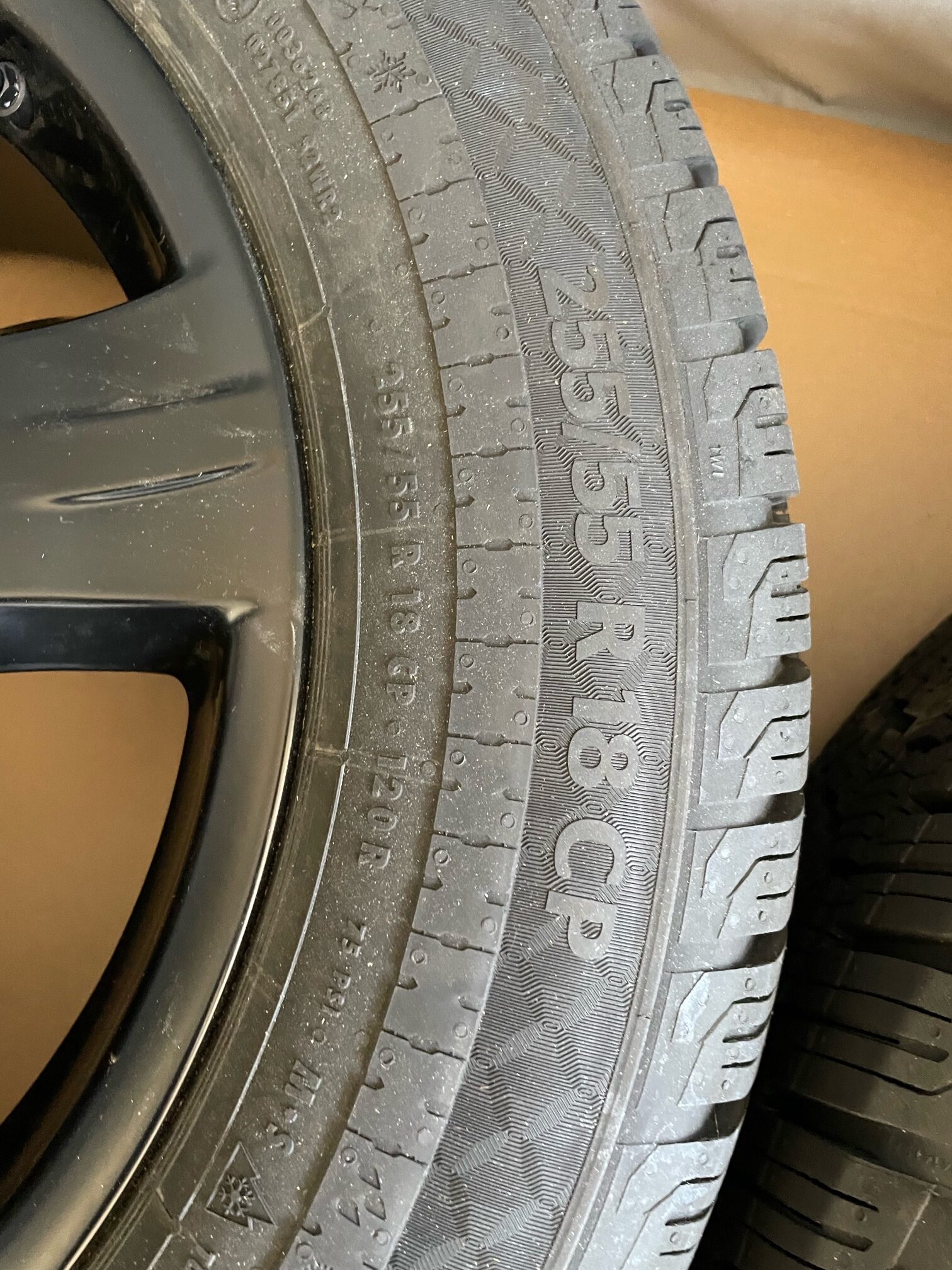 Continental Van Contact Reifen 255/55 R18 CP 2 Stück