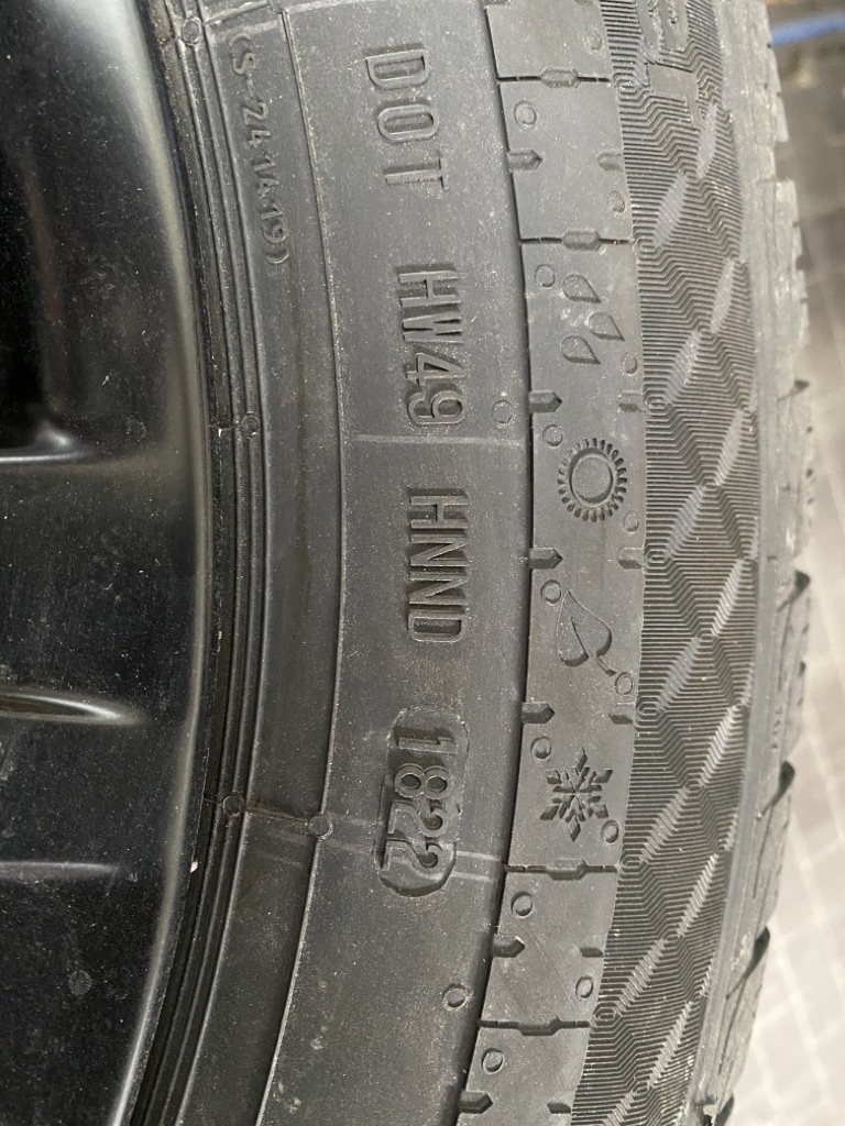Continental Van Contact Reifen 255/55 R18 CP 2 Stück