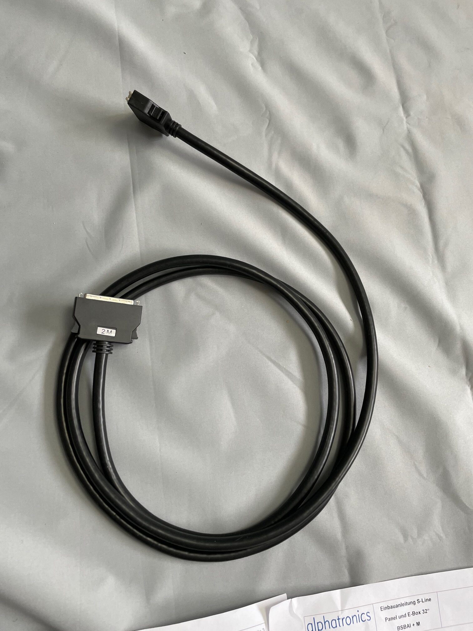 Alphatronics S-Linie Monitor , 72,7 x 43,7 x 3,5cm