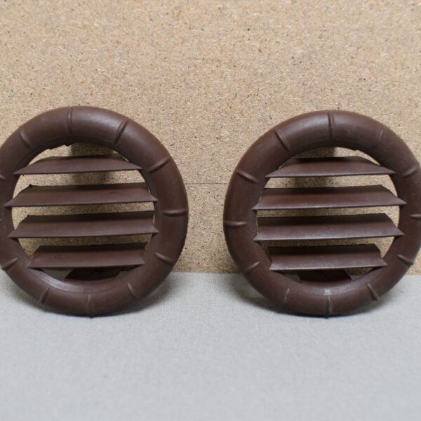 Lüftungsgitter / Lamelleneinsatz für Truma Heizungsrohr, RAL 80, braun, Paar