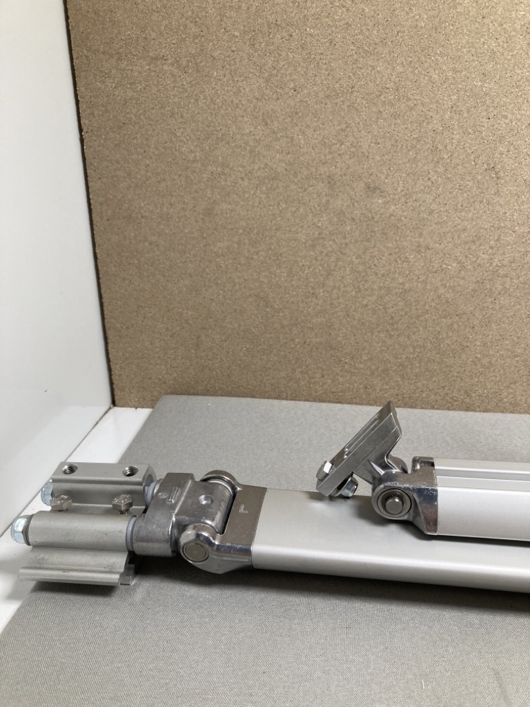 Thule Springarm 5200-2,6m neu links silber Art.-Nr.: 9641459