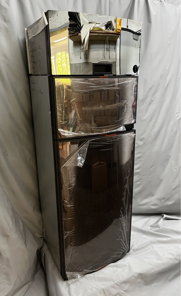 Dometic RMDT 8505 Kühlschrank mit Gefrierfach und Backofen