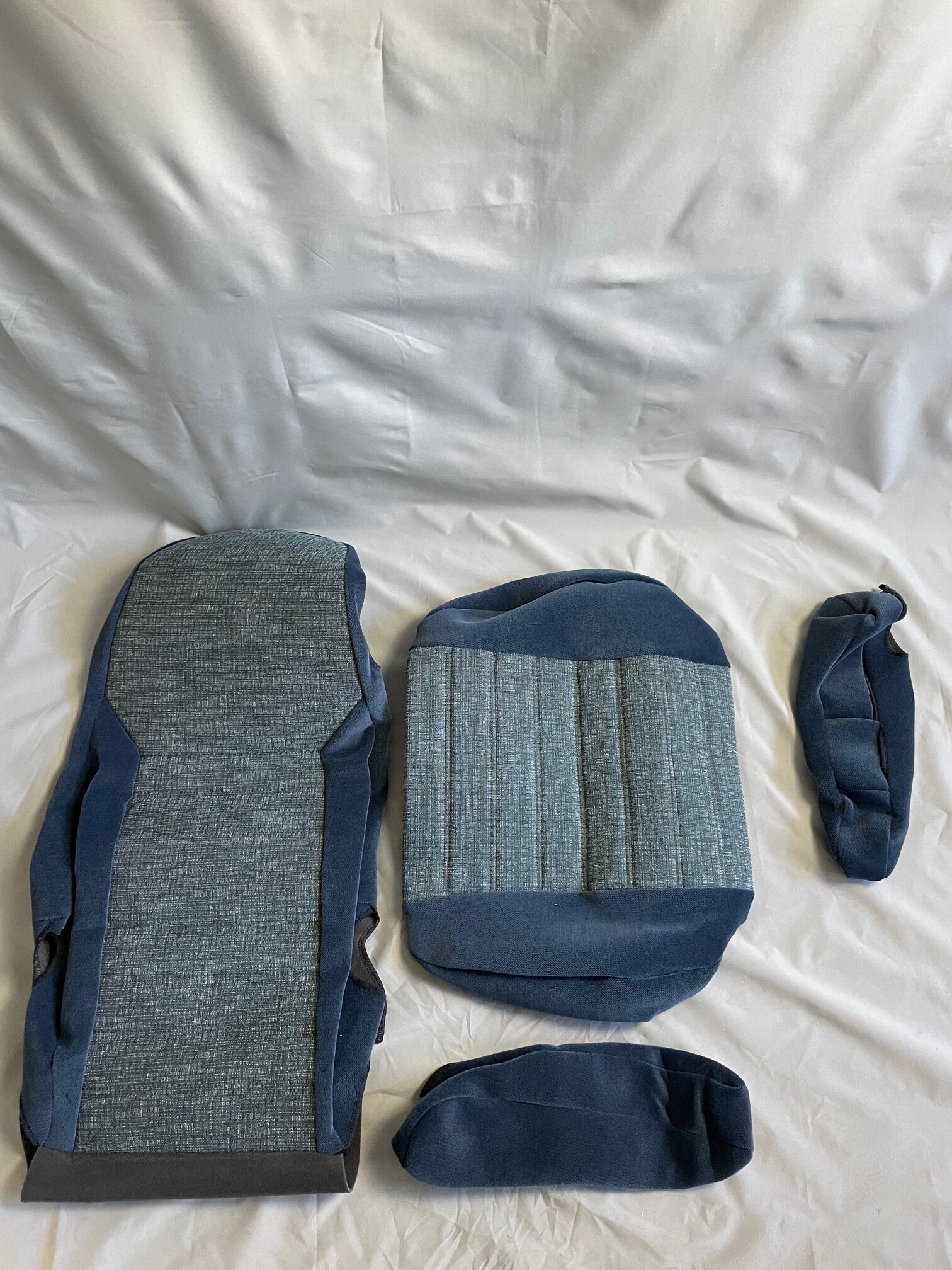 Aguti Sitzüberzug aus Stoff, grau / blau