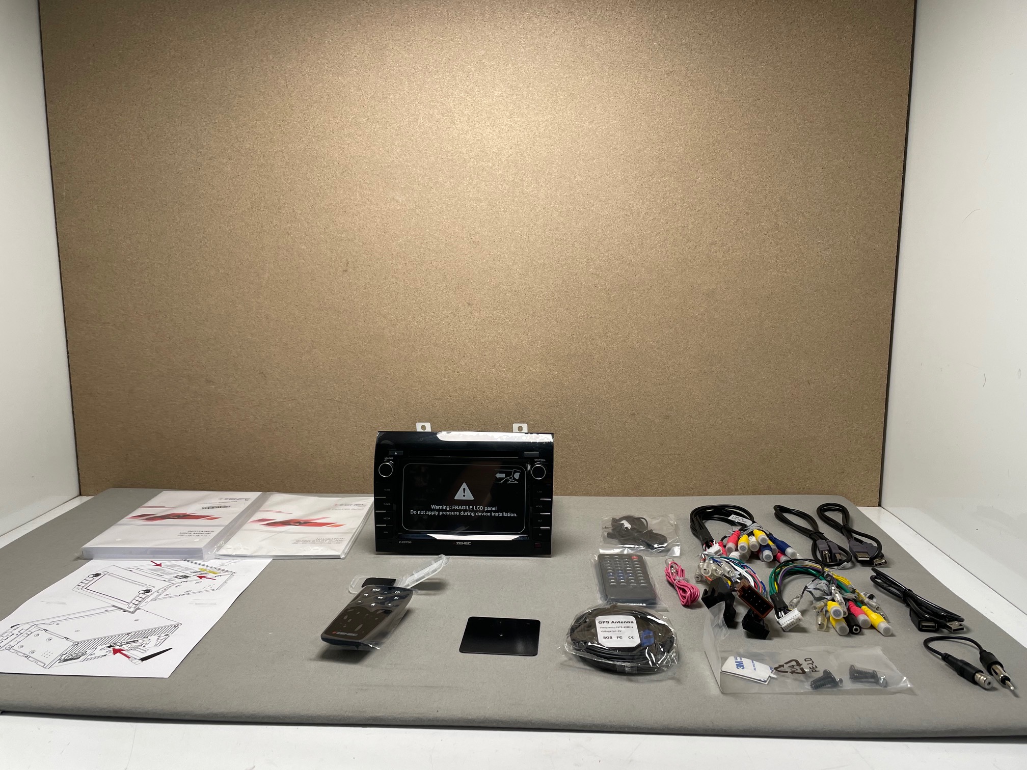 Fiat Ducato E>GO Navigator inkl. Navi Karte und SD Karte , Zenec