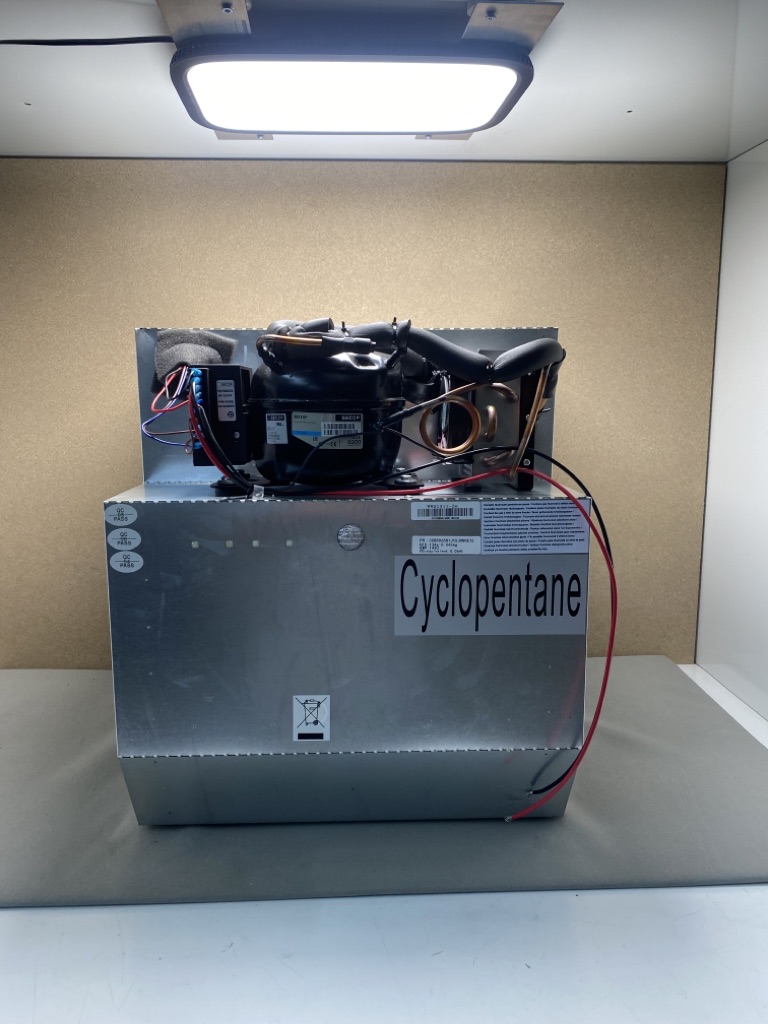 Isotherm Kühlschrank CR65EL Wohnmobil / Wohnwagen